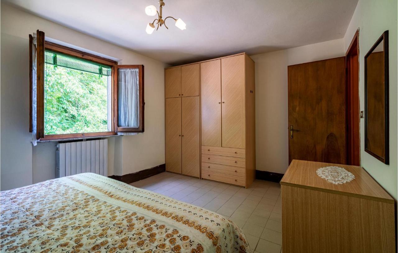 Stunning Home In Longoio With Kitchen Monti di Villa Luaran gambar